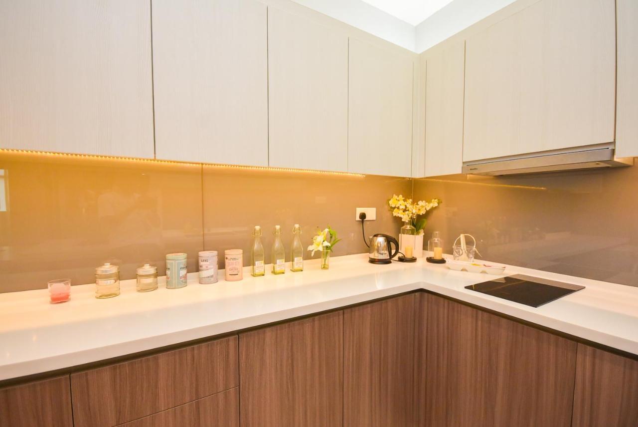 Suasana Residence By Nest Home Johor Bahru Exterior foto