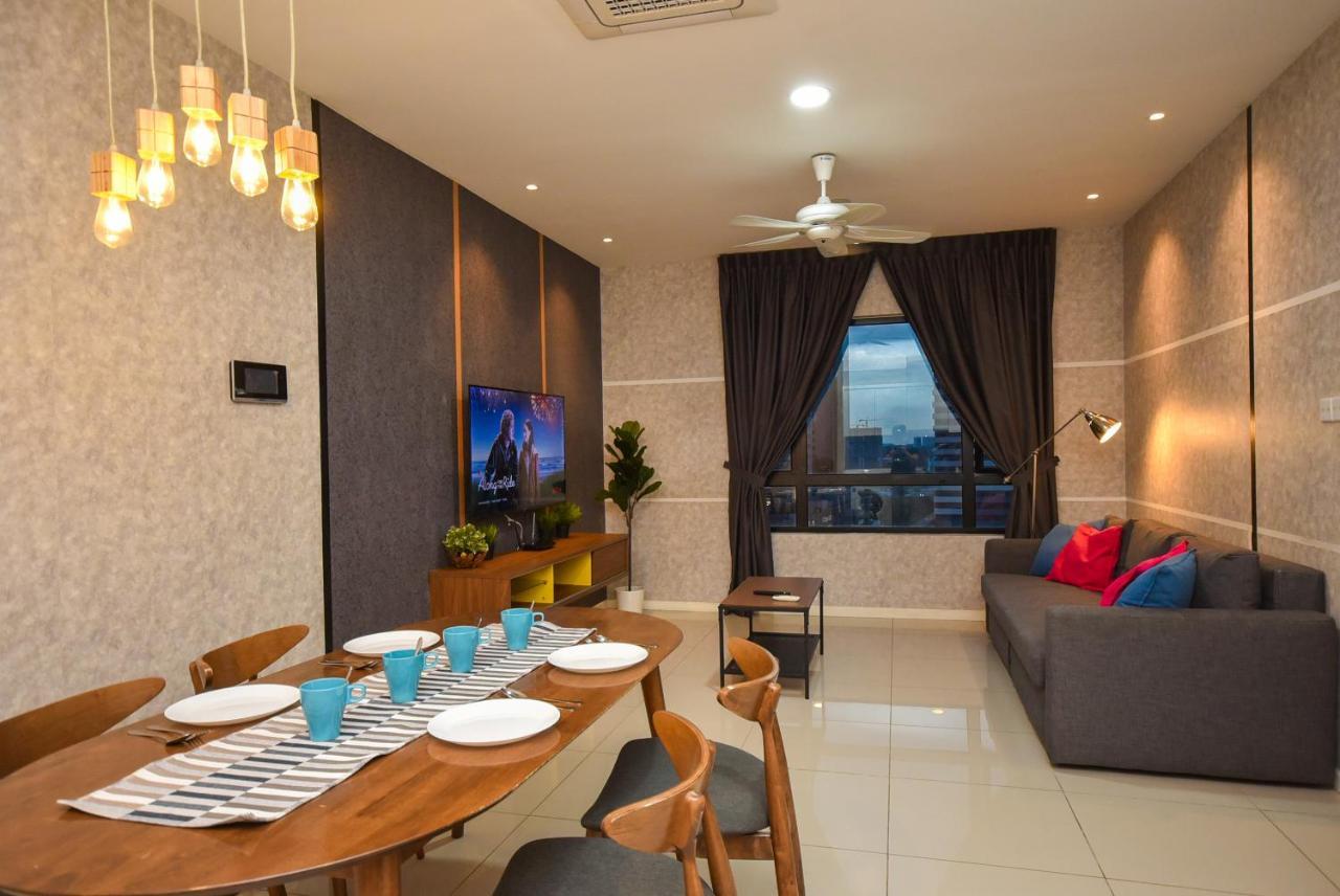 Suasana Residence By Nest Home Johor Bahru Exterior foto