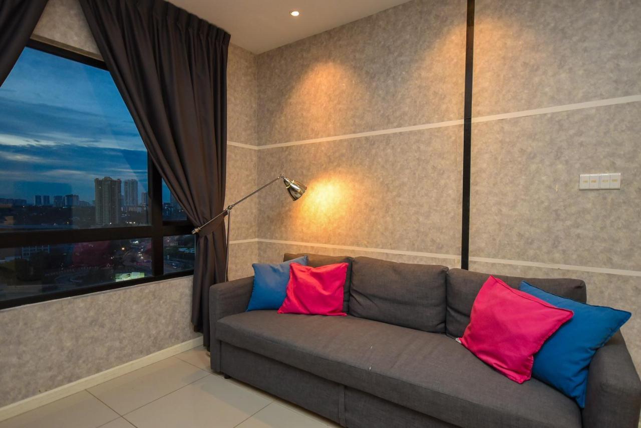 Suasana Residence By Nest Home Johor Bahru Exterior foto